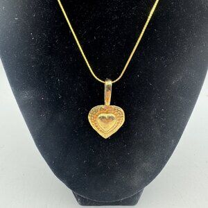 Gold Tone Hammered Heart Pendant Necklace 16 Inch Snake Chain Clasp Detail